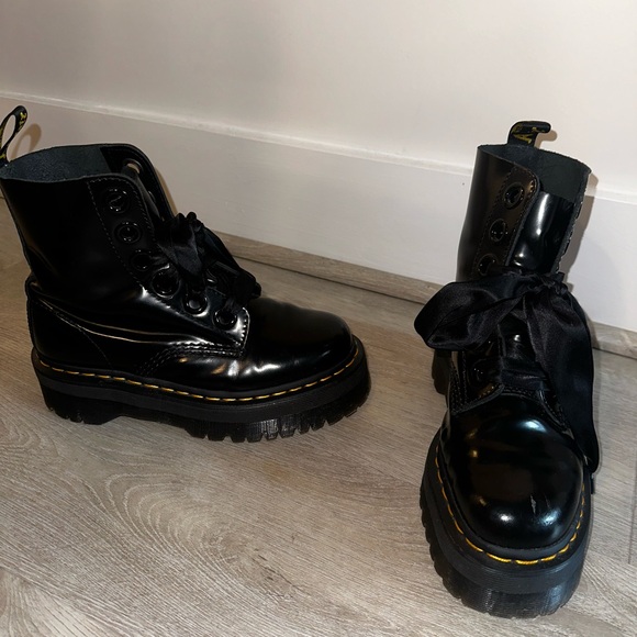 Dr Martens MOLLY WOMEN'S LEATHER PLATFORM BOOTS size 7 - Picture 4 of 6